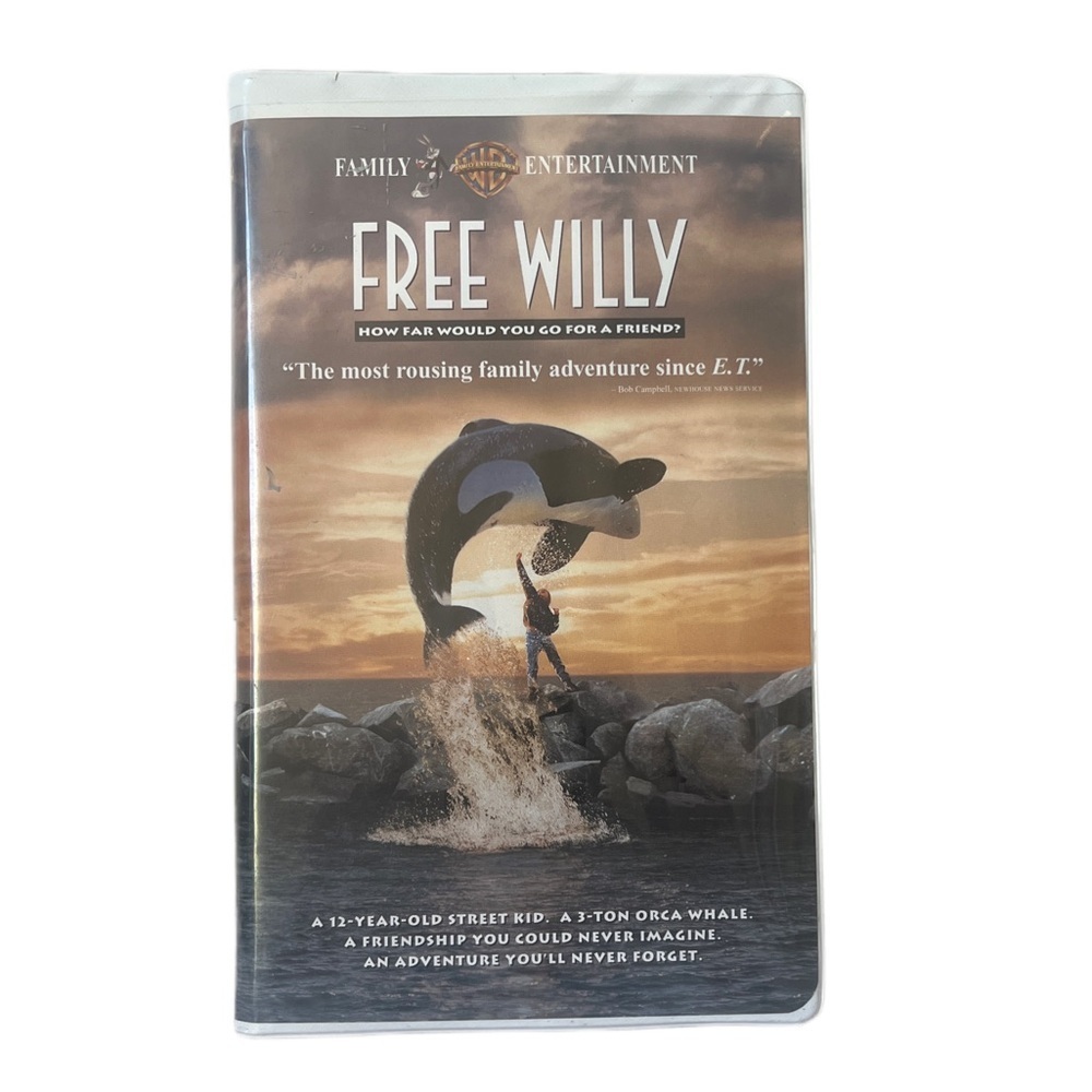 Free Willy (VHS,‎ 1993, Clamshell)